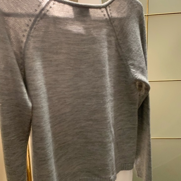 Beautiful sweater AB Studio in gray color and has silver tone .size : large. - Picture 11 of 13